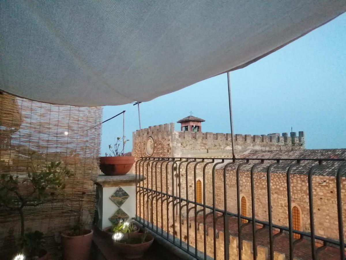 Aly Art Apartment Taormina Duomo, Gulf & Etna View Екстериор снимка