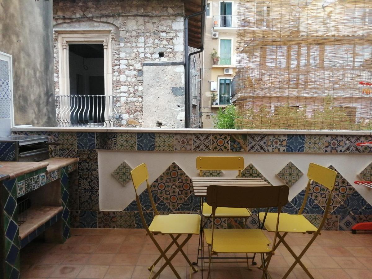Aly Art Apartment Taormina Duomo, Gulf & Etna View Екстериор снимка