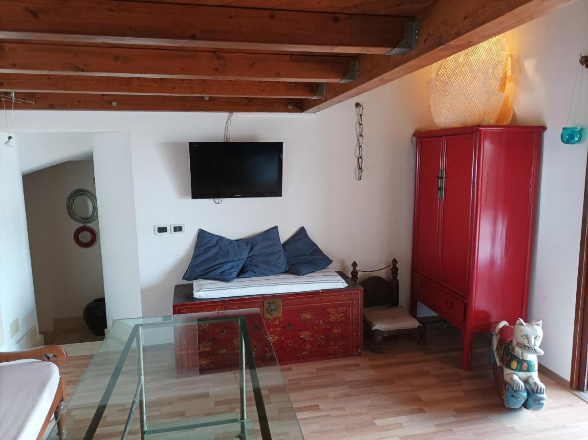 Aly Art Apartment Taormina Duomo, Gulf & Etna View Екстериор снимка